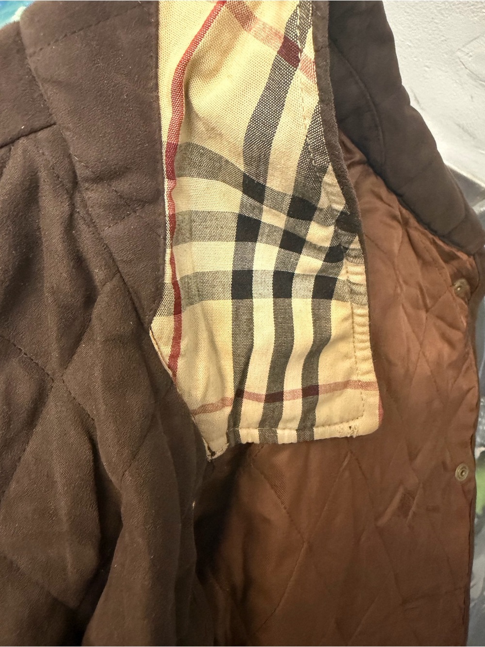 Classic Burberry Brown Quilted Barn Jacket with Burberry pattern collar - Picture 3 of 8